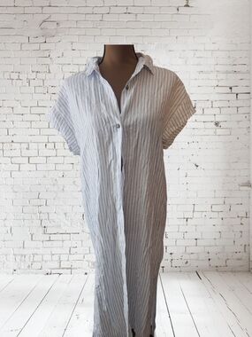 CALIA by Carrie Underwood White and Blue Striped Swim Coverup Shirt Dress